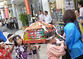 こども神輿の風景2